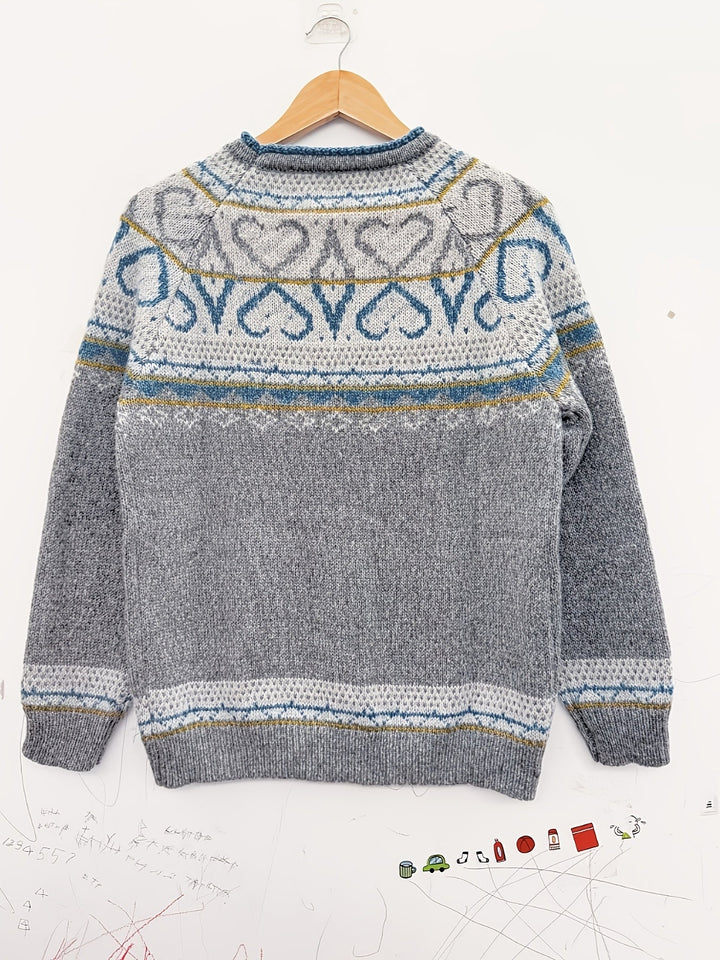 Luxe | Elegant and Warm Nordic Sweater for Winter