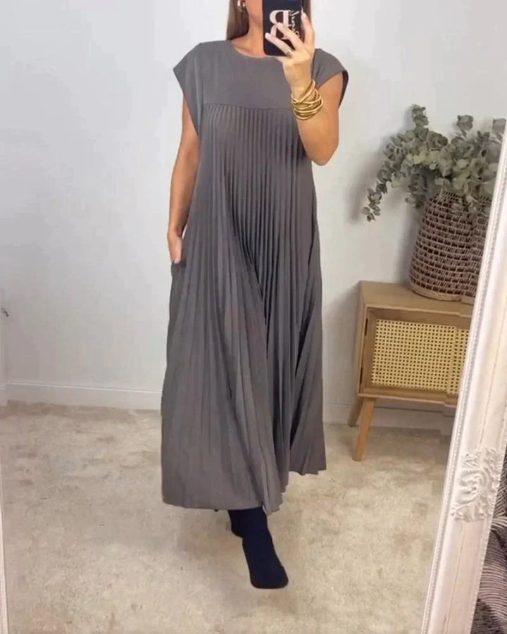 Elena | Flattering Pleated Midi Dress