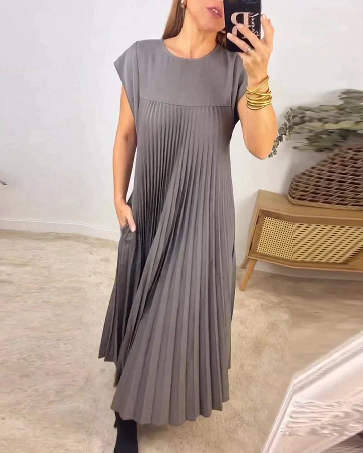 Elena | Flattering Pleated Midi Dress