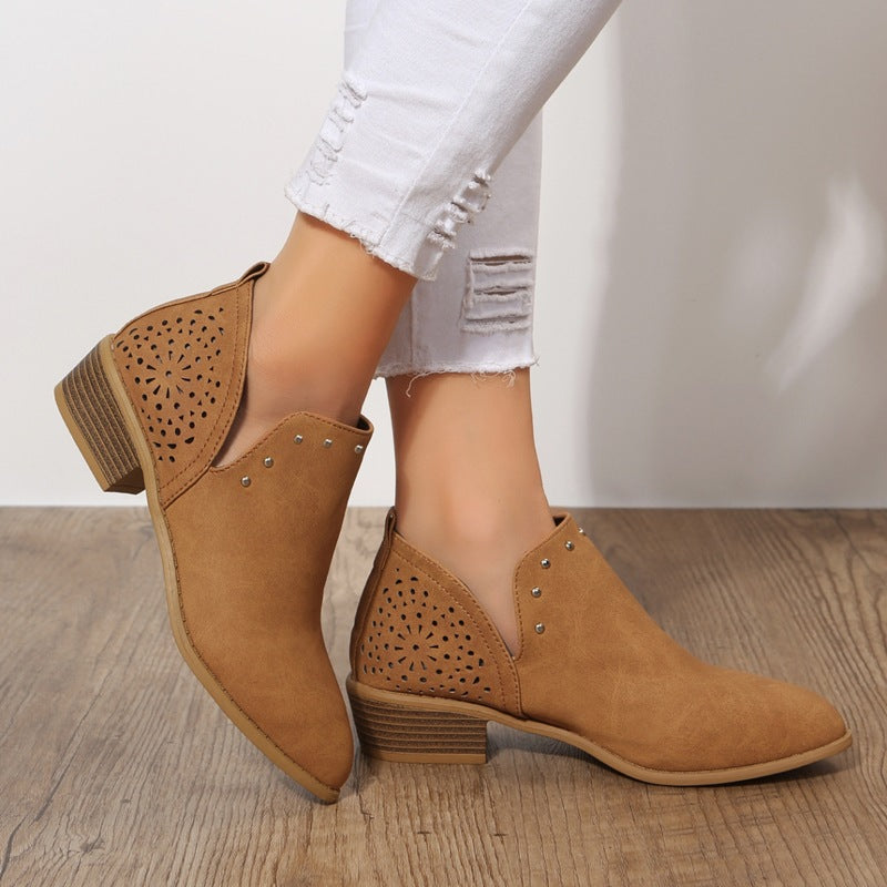 LOW CUT PERFORATED ANKLE BOOT