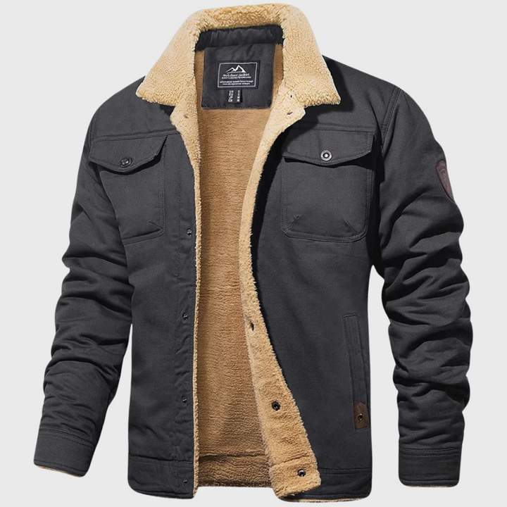 Eric | The bomber jacket with a timeless edge